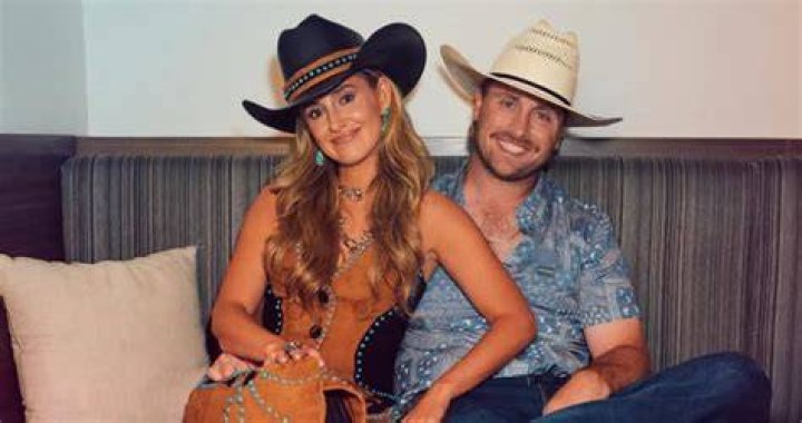 Fact Check: The Origin of the Lainey Wilson Pregnancy Rumors