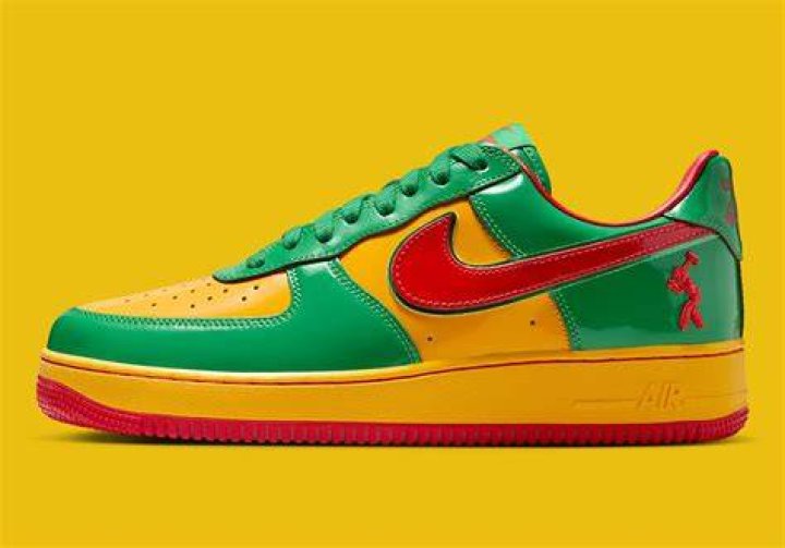 First Look at Nike Mid 001: Visual Breakdown of the Mind 001 and ComplexCon Air Force 1 Mids
