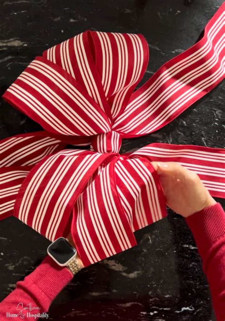 The Wired Ribbon Secret: Why DIY Bows Always Droop and How Pros Fix Them