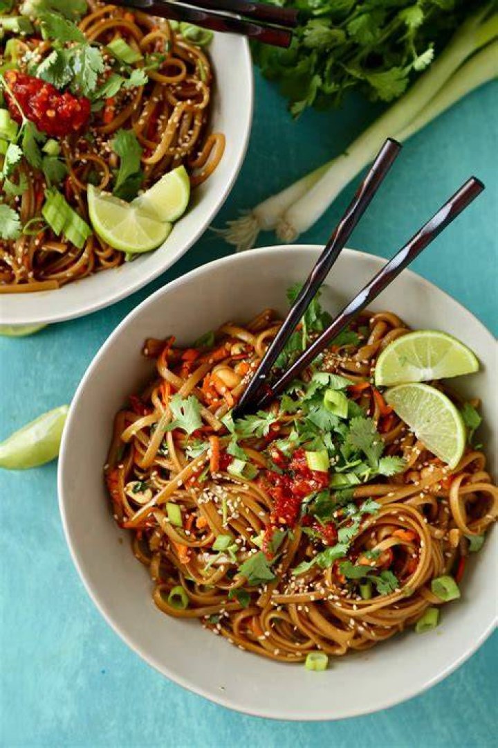 The Best Noodle Spots Ranked by Food Magazines: From Crisp Cake Noodles to Chongqing Heat