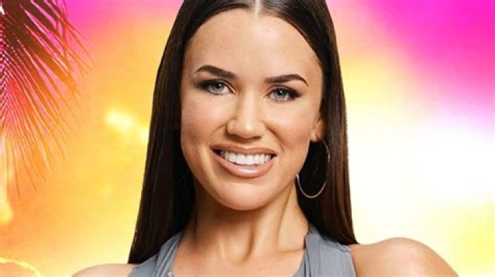Gabby McCarthy Love Island Australia Timeline: From Villa Fame to Her Big Coming Out Announcement